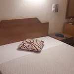Alicante 2* ליסבון